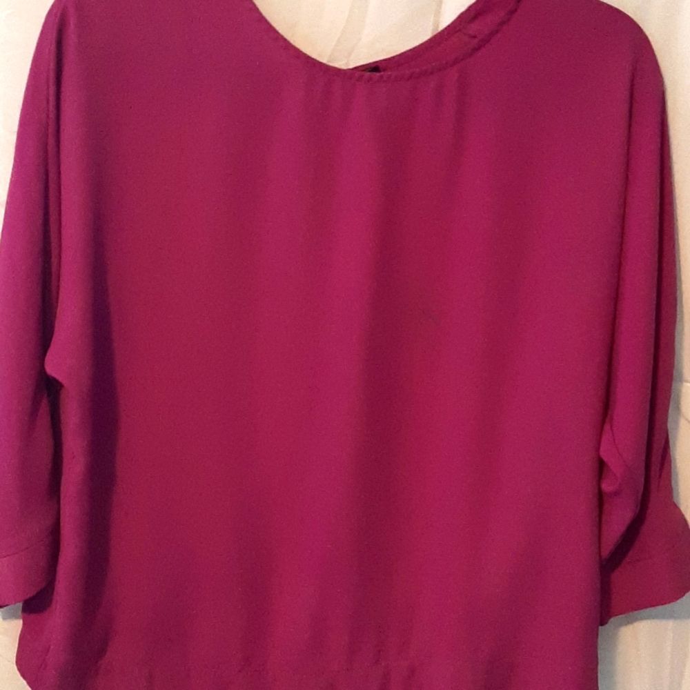 Yahada button back blouse